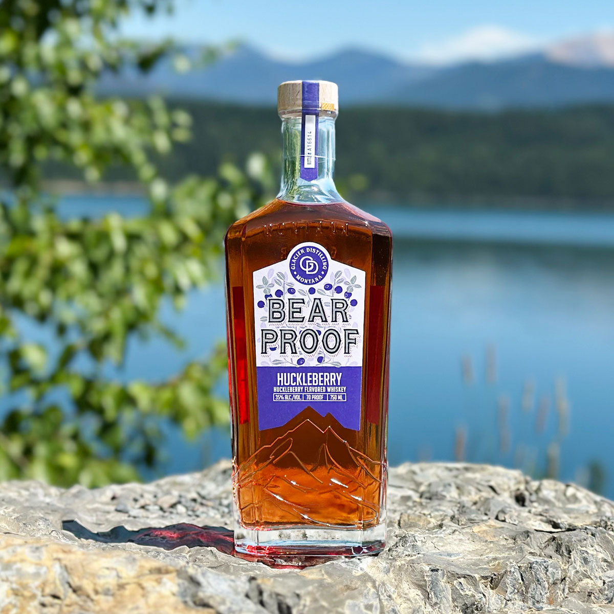 Glacier Bearproof Huckleberry Whiskeyのボトル画像